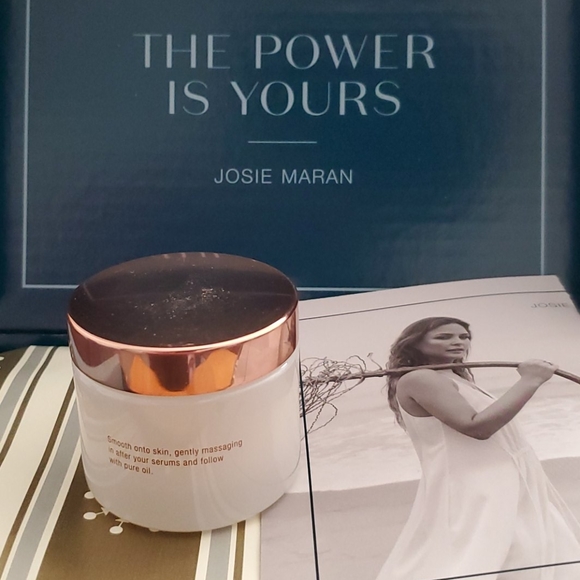 josie maran peptide moisturizer